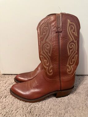 Lucchese Brown Leather Western Boot (Interior Logo Visible)